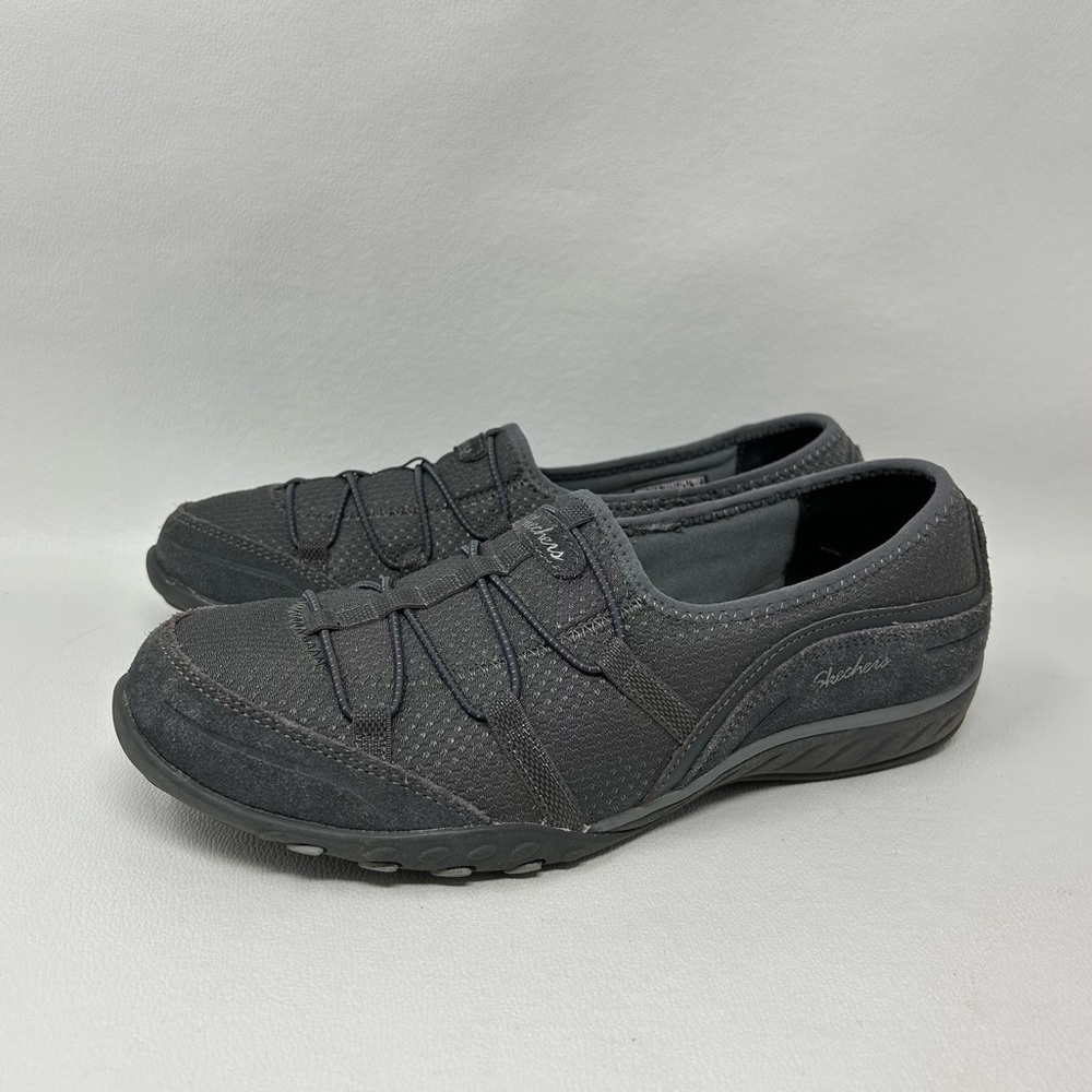 Skechers Women's Shoes Size 9.5 Breathe Easy Opportunity Relaxed Gray SN 22539